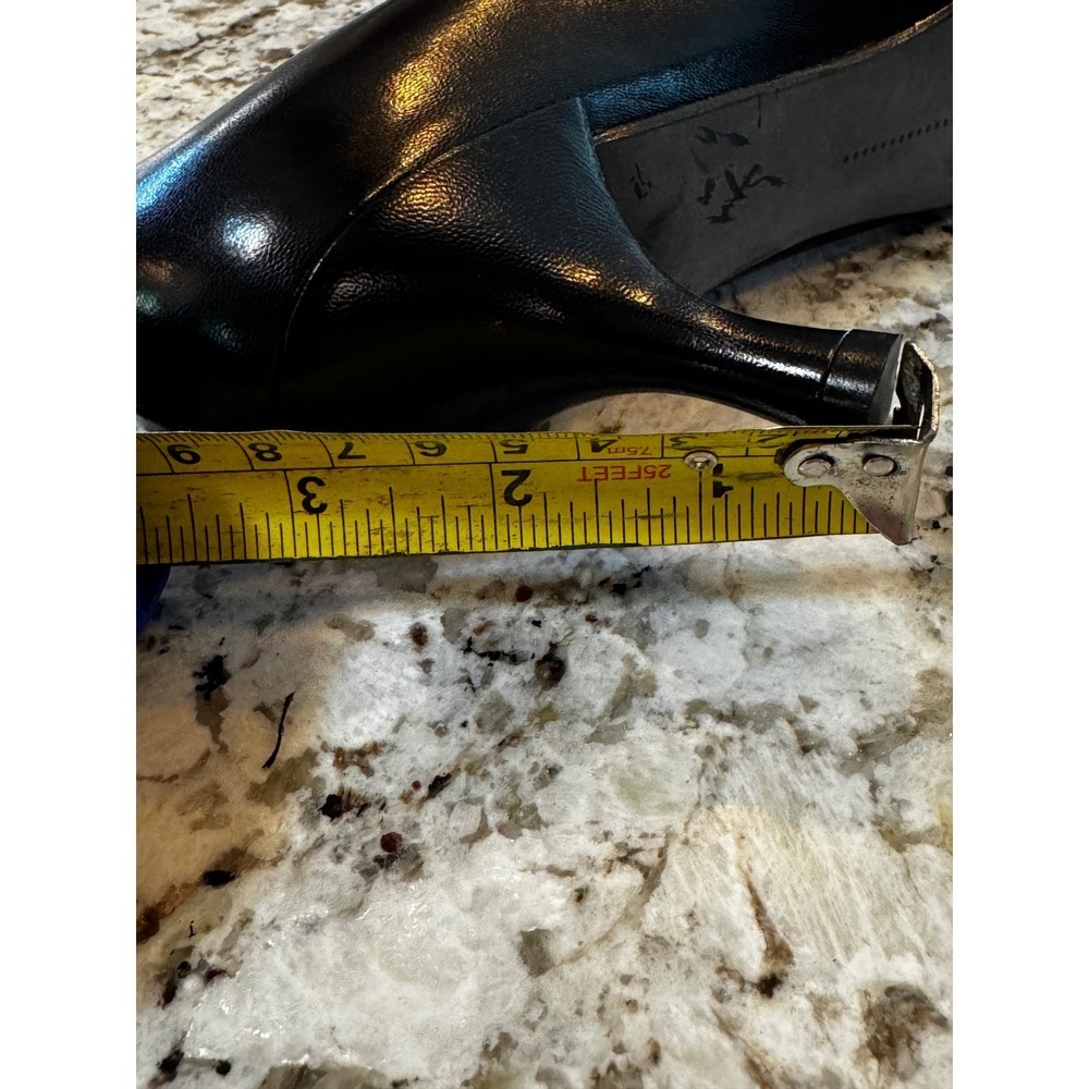 Stuart Weitzman Black Leather Pointed Toe Kitten Heel Pumps Size 9N - Picture 7 of 9